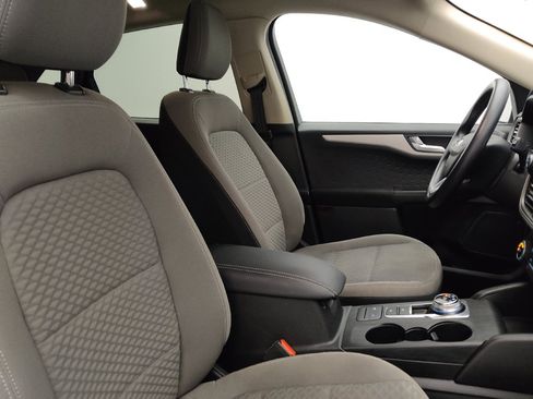 Used 2020 Ford Escape SE FWD image 21