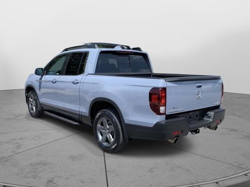 Certified 2023 Honda Ridgeline RTL image 5