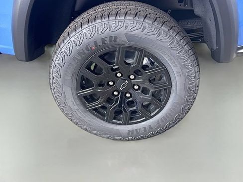 New 2026 Chevrolet Colorado Trail Boss AWD/4WD image 33