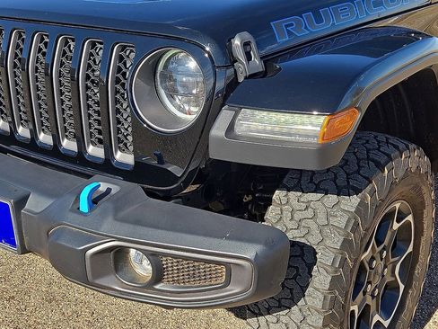Used 2023 Jeep Wrangler Unlimited Rubicon 4xe image 9