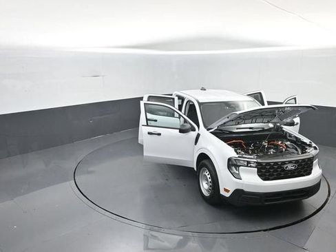 New 2026 Ford Maverick XL FWD image 37