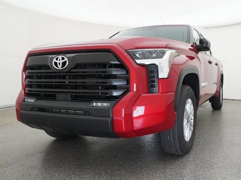 New 2026 Toyota Tundra SR5 AWD/4WD image 32