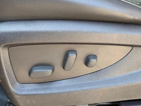 Used 2016 Chevrolet Tahoe LT RWD image 12