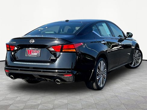 Used 2023 Nissan Altima 2.5 SL AWD/4WD image 6