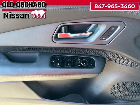 Used 2024 Nissan Ariya AWD image 9