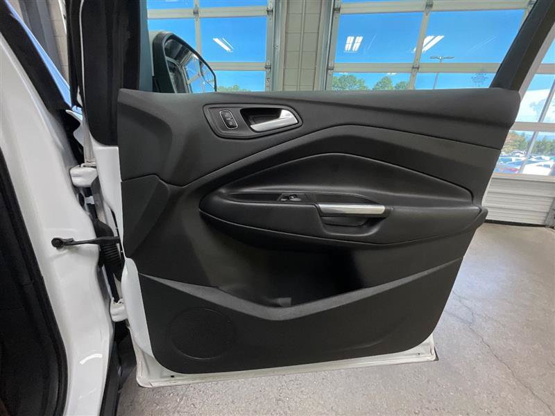 Used 2017 Ford Escape SE AWD/4WD image 25