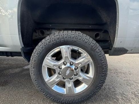 Used 2017 Chevrolet Silverado 2500 LTZ w/ Duramax Plus Package image 35