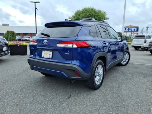 Used 2024 Toyota Corolla Cross LE w/ Moonroof Package AWD/4WD image 5