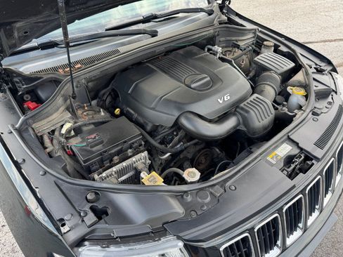 Used 2014 Jeep Grand Cherokee Limited AWD/4WD image 24