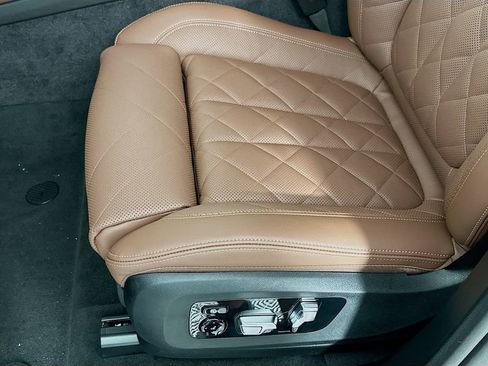 New 2026 BMW X5 xDrive40i w/ M Sport Package image 26