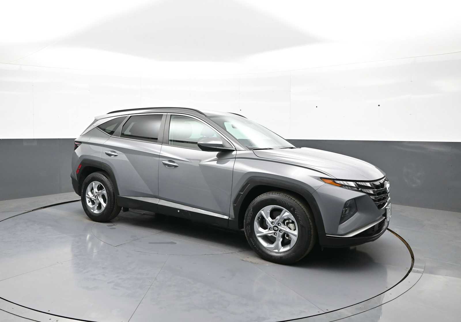 Used 2024 Hyundai Tucson SEL FWD image 3