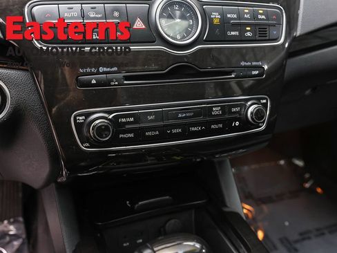 Used 2014 Kia Cadenza Premium w/ Luxury Package FWD image 21