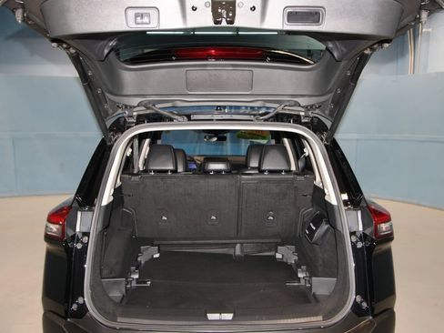Used 2023 Nissan Rogue Platinum w/ Platinum Premium Package AWD/4WD image 39