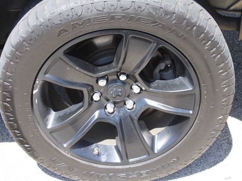 Used 2020 RAM 1500 Big Horn AWD/4WD image 31