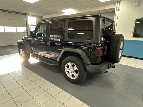 Used 2020 Jeep Wrangler Unlimited Sport S AWD/4WD image 5