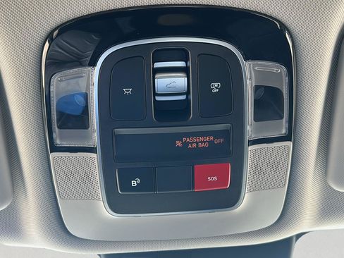 Used 2025 Hyundai Tucson SEL FWD image 16