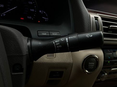 Used 2014 Lexus LS 460 w/ Comfort Package image 41