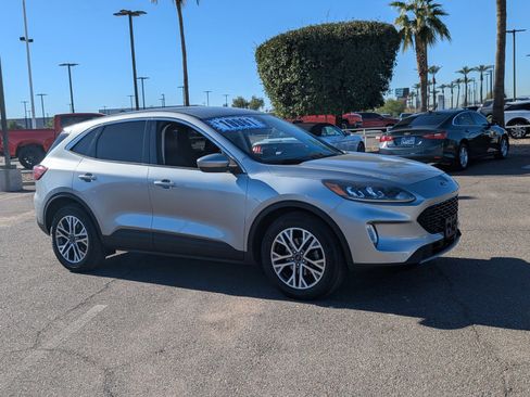 Used 2022 Ford Escape SEL image 8