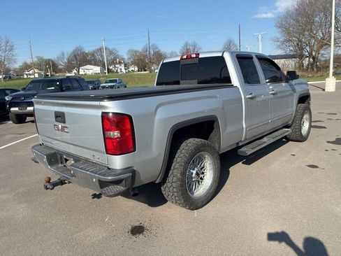 Used 2017 GMC Sierra 1500 SLE w/ SLE Value Package image 9