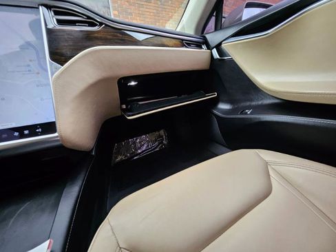 Used 2016 Tesla Model S 90D image 54