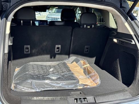 New 2026 Lincoln Corsair Reserve image 12