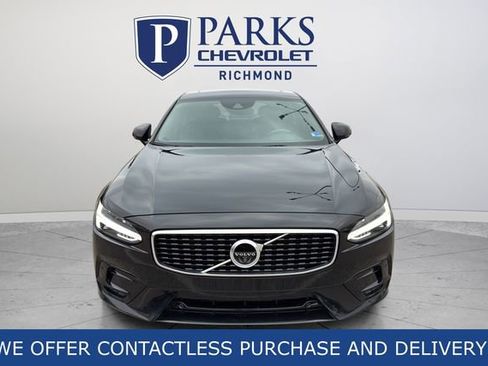 Used 2020 Volvo S90 T6 R-Design image 2
