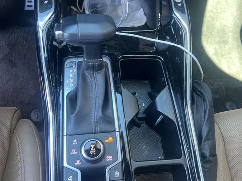 Used 2025 Kia Sorento SX Prestige w/ Olive Brown Leather Package image 20