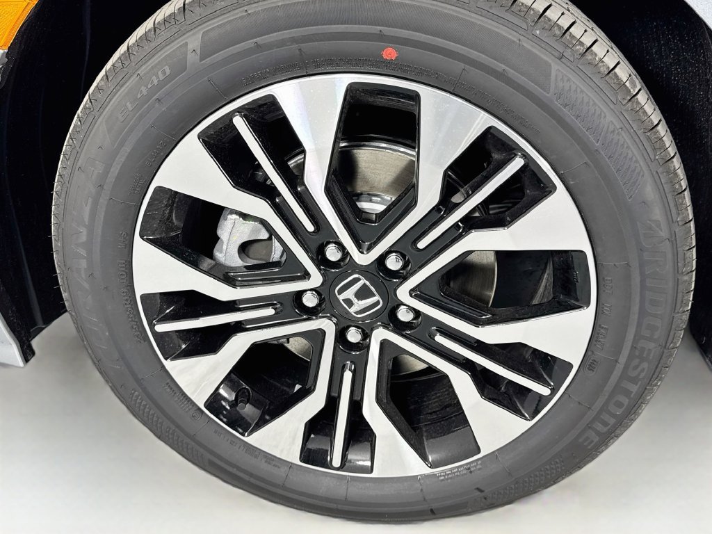 Used 2026 Honda Odyssey Elite image 44