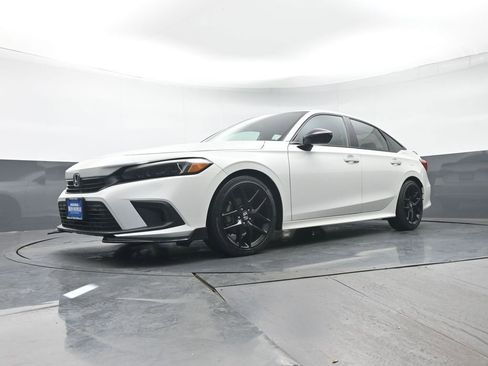 Certified 2023 Honda Civic Sport image 26