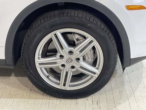 Used 2015 Porsche Cayenne S AWD/4WD image 14