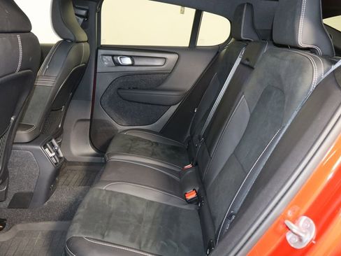 Used 2023 Volvo C40 P8 Recharge Plus w/ Protection Package Premier image 14