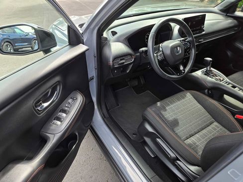 Used 2024 Honda HR-V Sport image 18