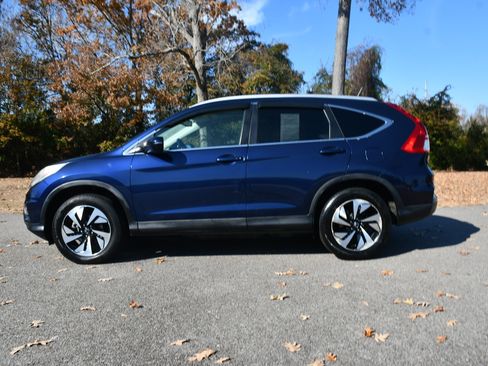 Used 2016 Honda CR-V Touring image 2