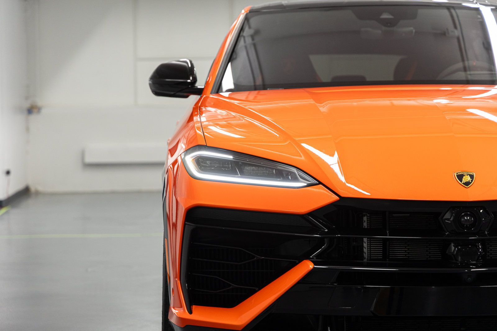 Used 2025 Lamborghini Urus S AWD/4WD image 11