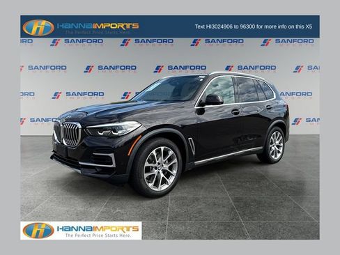 Used 2022 BMW X5 xDrive40i w/ Premium Package AWD/4WD image 1