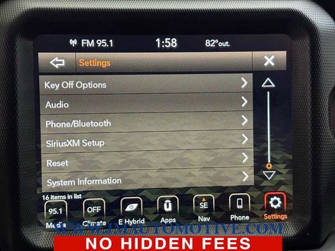 Used 2023 Jeep Wrangler Unlimited w/ Sun & Screen Package AWD/4WD image 34