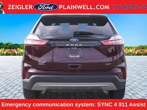 Used 2024 Ford Edge SEL w/ Convenience Package AWD/4WD image 6