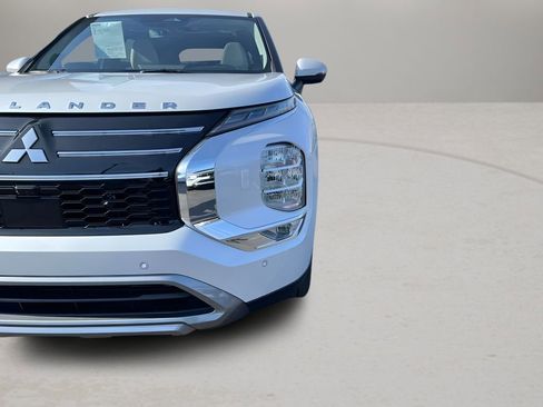 New 2026 Mitsubishi Outlander SE AWD/4WD image 5