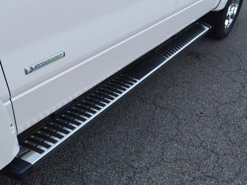 Used 2013 Ford F150 King Ranch w/ King Ranch Luxury Pkg image 10