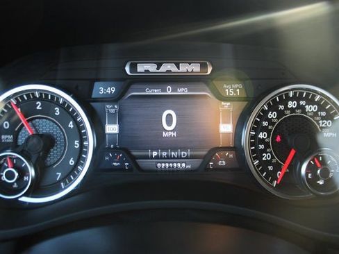 Used 2024 RAM 2500 Big Horn w/ Safety Group image 19