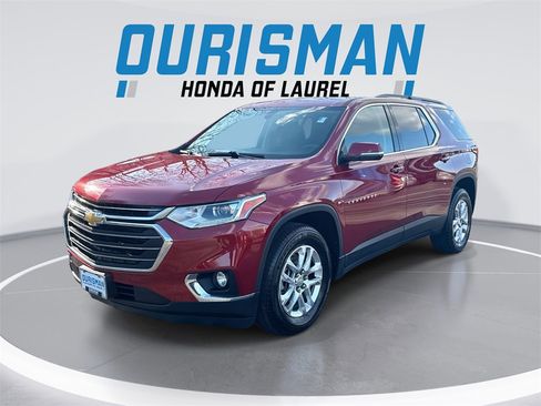 Used 2019 Chevrolet Traverse LT image 1