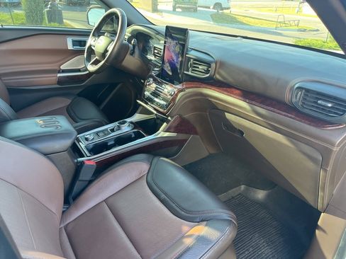 Used 2022 Ford Explorer King Ranch w/ Class IV Trailer Tow Package image 18