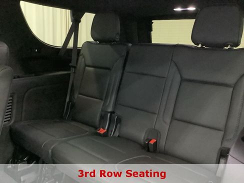 Used 2024 GMC Yukon XL Denali w/ Advanced Technology Package RWD image 24