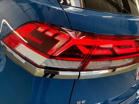 New 2025 Volkswagen Atlas Cross Sport SE image 25