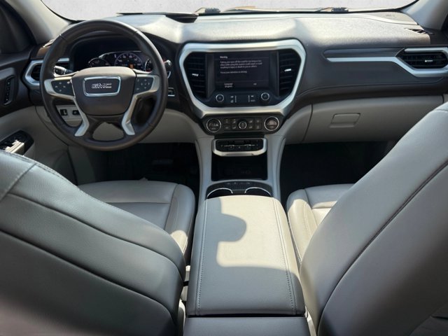 Used 2020 GMC Acadia SLT w/ Driver Alert Package II FWD image 18