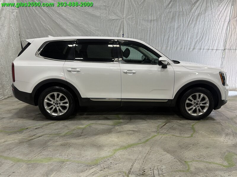 Used 2021 Kia Telluride LX AWD/4WD image 14