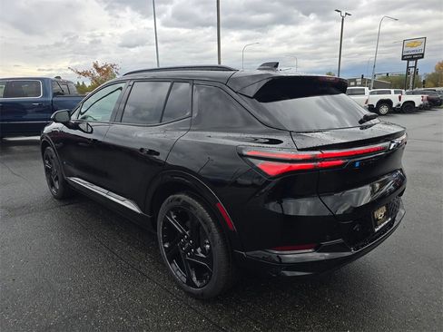 New 2026 Chevrolet Equinox EV RS image 6