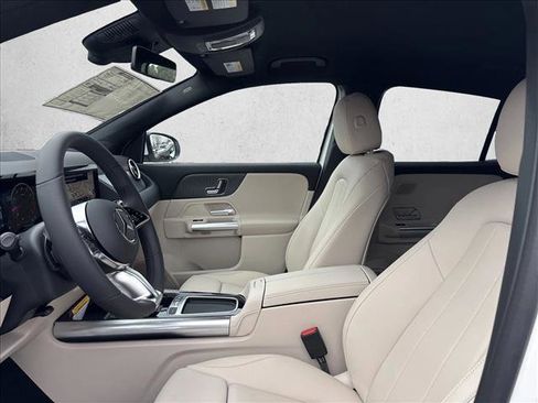 New 2025 Mercedes-Benz GLA 250 image 17