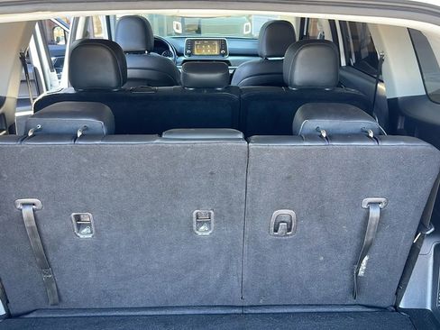Used 2020 Kia Telluride S w/ S 8 Passenger Seating Package image 28