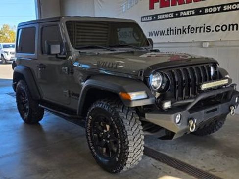 Used 2021 Jeep Wrangler Sport image 9